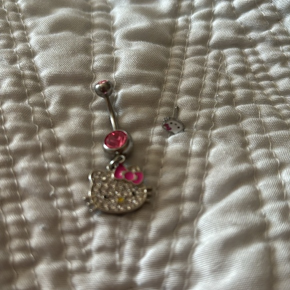 hello kitty belly piercing and hello kitty nose ring - Picture 2 of 2